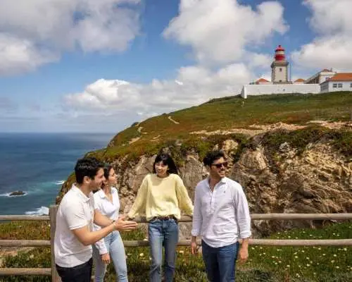 จากลิสบอน: ทัวร์ซินตรา, พระราชวังเปนา และทัวร์เดินป่า Cabo da Roca | โปรตุเกส