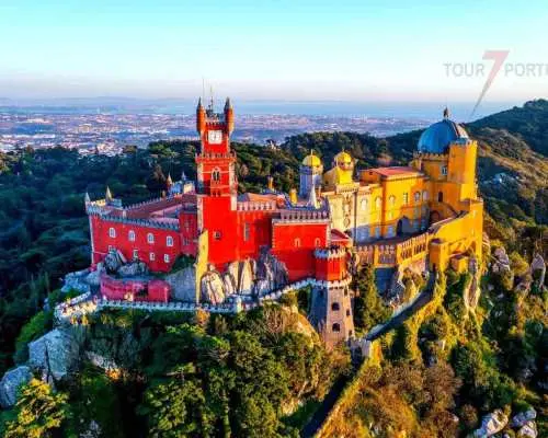 Lisbon: Pena Palace, Moorish Castle, Qta. Regaleira & Sintra｜Portugal
