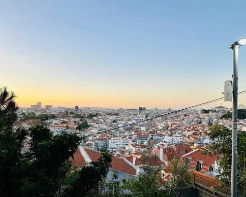 Lisbon Tuk Tuk Tour 1 Hour 30 Min｜Portugal