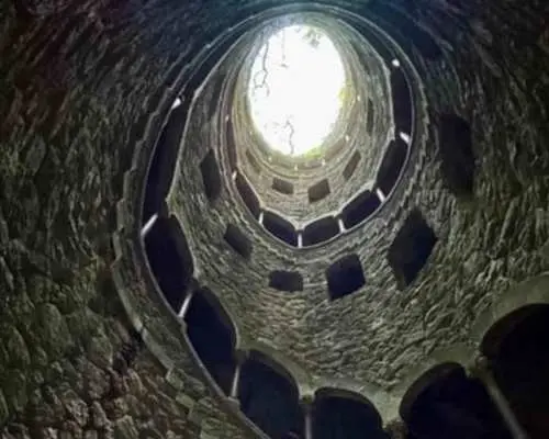 Lisbon: Sintra, Pena Palace, Moorish Castle & Regaleira Tour｜Portugal