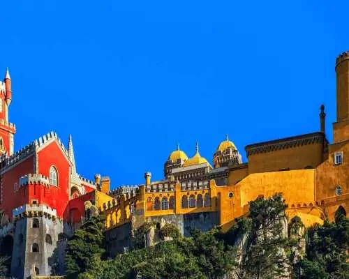 ทัวร์ส่วนตัว: พระราชวัง Pena, กาสไกส์, Cabo da Roca และไวน์ | โปรตุเกส