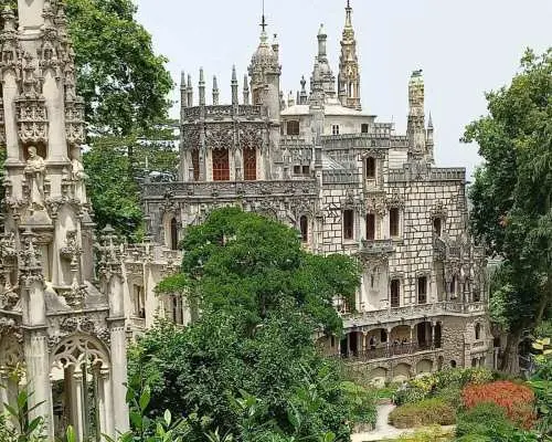 1 Hour Sightseeing Tour in Sintra with Tuktuk｜Portugal