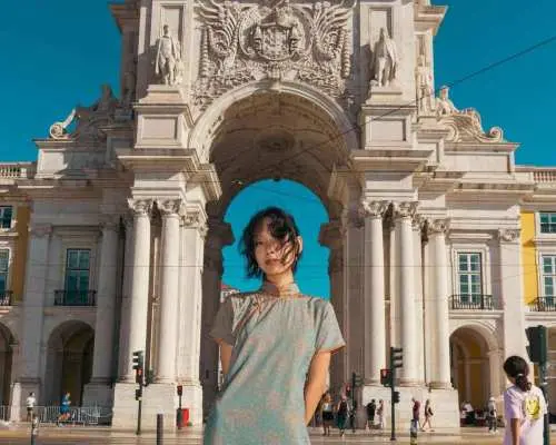 Lisbon Through the Lens Photoshoot with a Local Professional｜Portugal