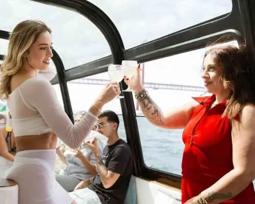Lisbon Morning Relax Cruise with Drinks & Snacks｜Portugal