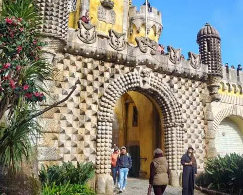 Sintra Express: Pena Park (Tickets included) + Cabo da Roca + Cascais｜Portugal