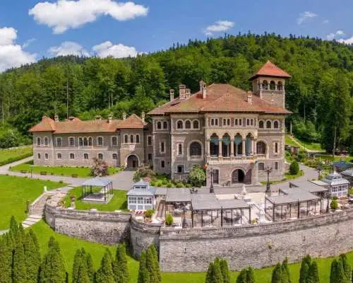 Bucharest: Lâu đài Dracula, "Thứ Tư" & Nhóm nhỏ Brasov | Romania