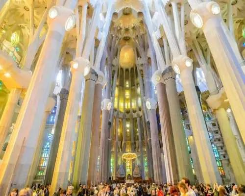 Barcelona: Tham quan nhà thờ Sagrada Familia và tùy chọn tham quan tháp chuông | Tây Ban Nha