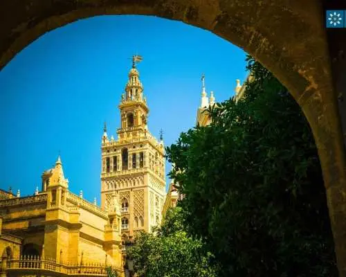 Seville: Alcázar, Cathedral & Giralda Skip-the-Line Tour｜Spain