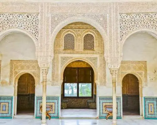 Private Alhambra Tour From Malaga & Surrounds｜Spain