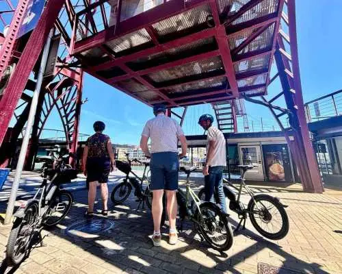 Getxo Seaside E-bike Tour: From Industrial Bilbao to the Sea｜Spain