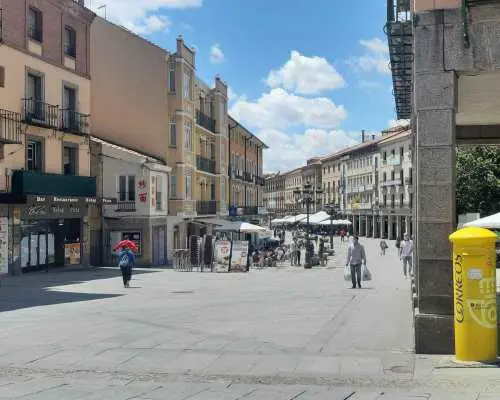 Segovia: Guided Walking Tour with Cathedral & Alcázar Entry｜Spain