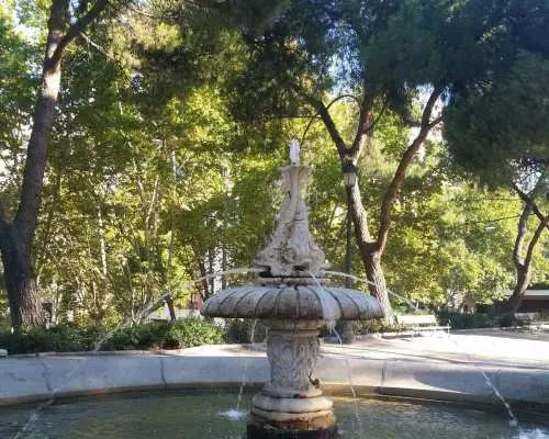 Madrid: Royal Palace Private Tour with Tickets｜Spain