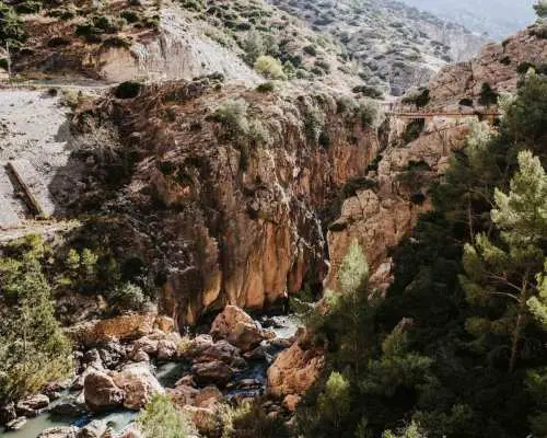 一日冒险之旅：Caminito del Rey + Escalada（3 小时）｜西班牙