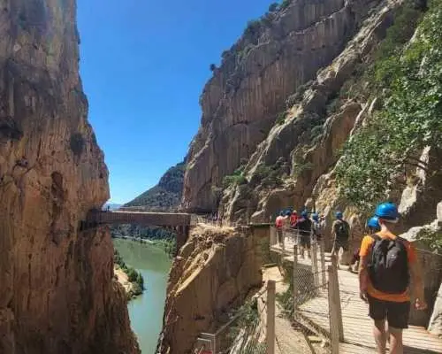 从福恩吉罗拉出发：Caminito del Rey 导览一日游｜西班牙