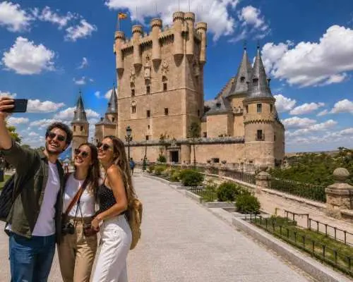 From Madrid:Half/Full-Day Trip to Segovia with Catedral tour｜Spain
