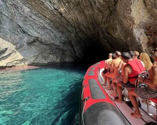 Alcudia: Sightseeing, Sea Caves & Snorkel Speedboat Tour｜Spain
