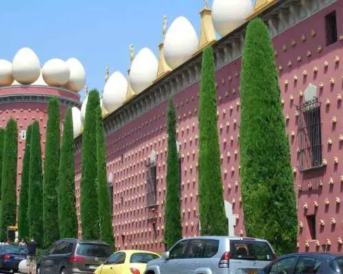 Barcelona: Private Dali's museum & birthplace house visit｜Spain