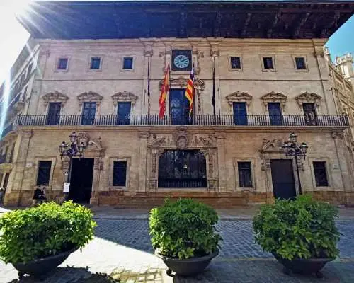 History, Architecture and Legends of Palma de Mallorca｜Spain