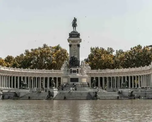 Madrid: Private Habsburgs Madrid Tour With Local Guide｜Spain