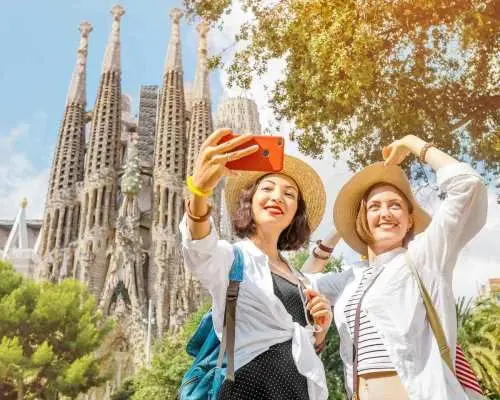 Sagrada Familia Priority Entry & Expert Guided Tour｜Spain