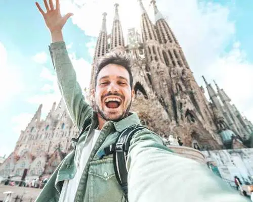 Sagrada Familia Priority Entry & Expert Guided Tour｜Spain
