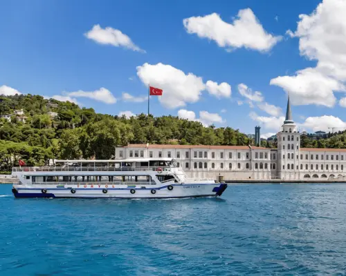 Istanbul: Bosphorus Sightseeing Cruise with Sunset Option｜Turkey