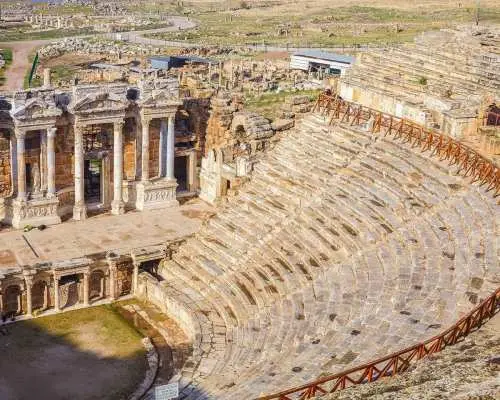 From Istanbul: Ephesus & Pamukkale 2-Day Trip with Flights｜Turkey