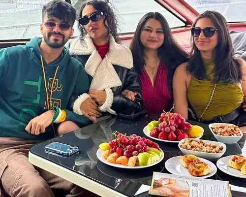 Istanbul: Du thuyền tham quan eo biển Bosphorus ban ngày kèm trái cây và đồ ăn nhẹ | Thổ Nhĩ Kỳ