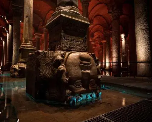 Istanbul: Basilica Cistern Skip-the-Line Entry & Audio Guide｜Turkey