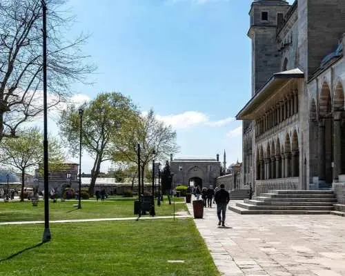 Istanbul: Blue Mosque Guided Tour & Süleymaniye Audio Guide｜Turkey