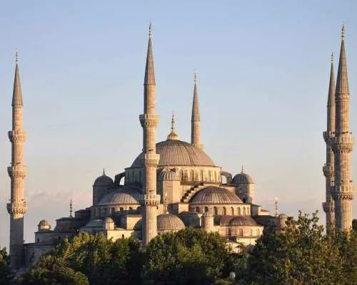 Istanbul in One Day Hagia Sophia, Blue Mosque, Iron Church｜Turkey