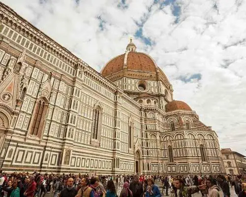 Florence: Walking Tour with Skip-the-Line Accademia Gallery｜Italy
