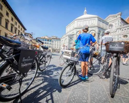 Florence: Guided Bike Tour in Small Group｜Italy