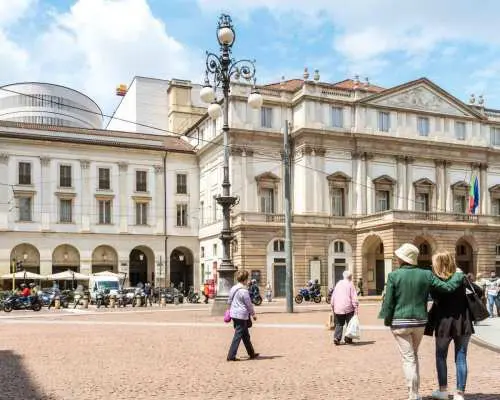 Milan: La Scala Theater & Museum Guided Experience｜Italy