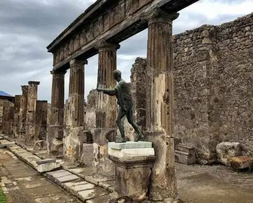 From Sorrento: 4-Hour Pompeii Group Excursion｜Italy