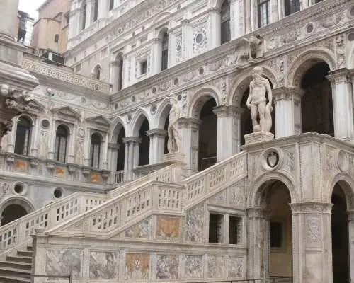 Venice: Doge's Palace Skip-the-Line Guided Tour｜Italy