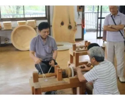 [Nagano/Kiso Area] Let's make a plate using the traditional hand-turned potter's wheel!