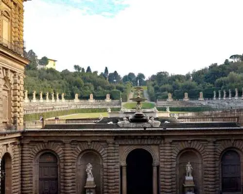 Florence: Pitti Palace Entry Ticket and Guided Tour｜Italy