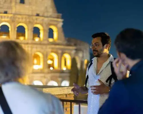 Rome by Night: E-bike Small Group Tour -Food & Wine (Option)｜Italy
