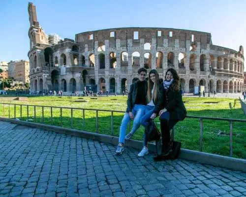 Rome: Colosseum, Roman Forum and Palatine Hill Tour for Kids｜Italy
