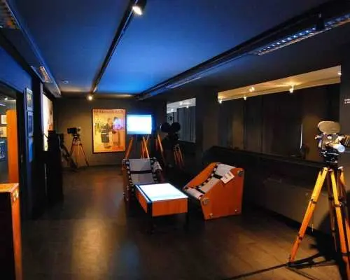 Turin: Cinema Museum and Mole Antonelliana Elevator Tour｜Italy