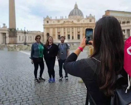 Rome: St Peter's Basilica Express Tour & Grottoes｜Italy