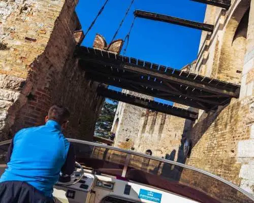 Sirmione: 25 Minute Boat Cruise around the Peninsula｜Italy