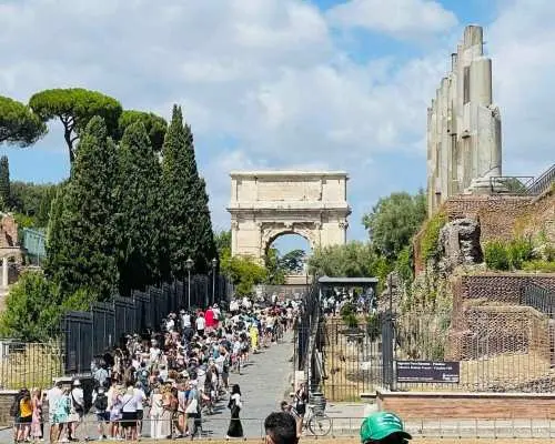 Rome: Colosseum, Arena Floor & Ancient Rome Tour｜Italy