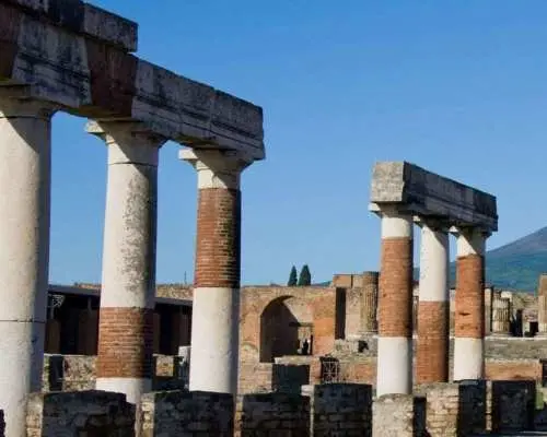 From Rome: Discover Amalfi Coast and Pompeii, Full Day Tour｜Italy