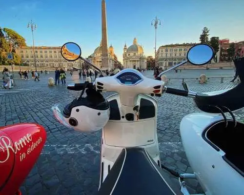 义大利夜间 Vespa 摩托车边车之旅，含美味披萨品尝｜义大利