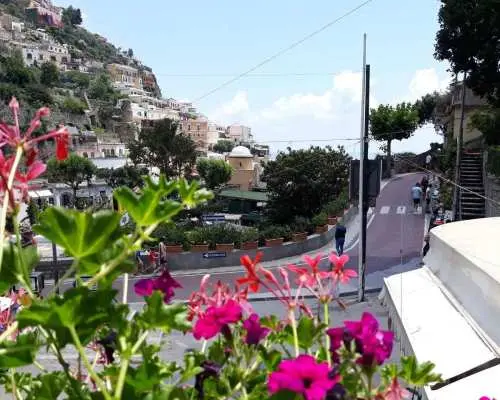 Positano: Private Transfer from Naples Stop Pompeii｜Italy