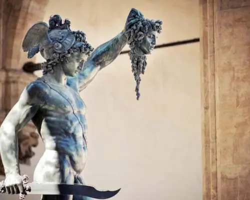 Essential Florence Walking Tour to discover its history｜Italy