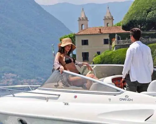 Lake Como: Shared Boat Tour to Como, Bellagio and Varenna｜Italy