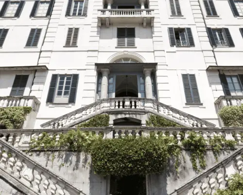From Milan: Lakeside villas on Lake Como with ferries｜Italy